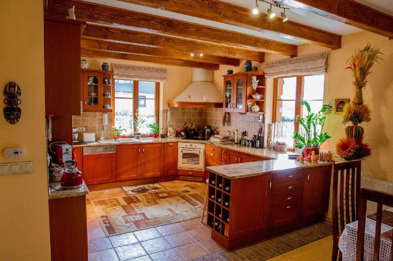 Willa Nad Popradem Bed & Breakfast Piwniczna-Zdroj Exterior foto