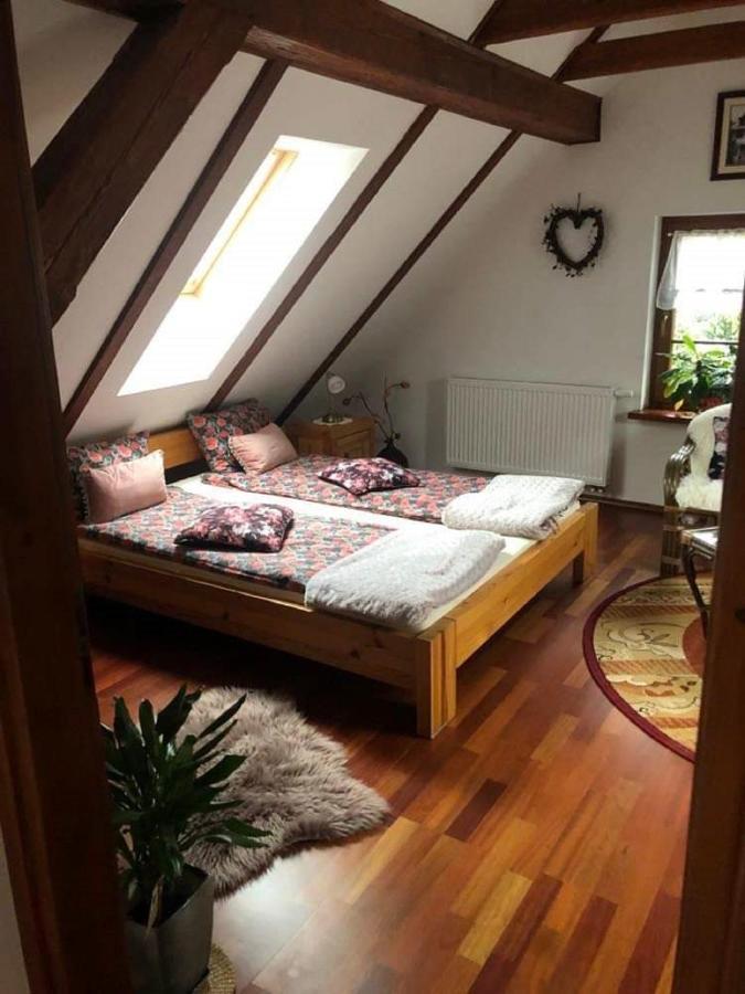 Willa Nad Popradem Bed & Breakfast Piwniczna-Zdroj Exterior foto
