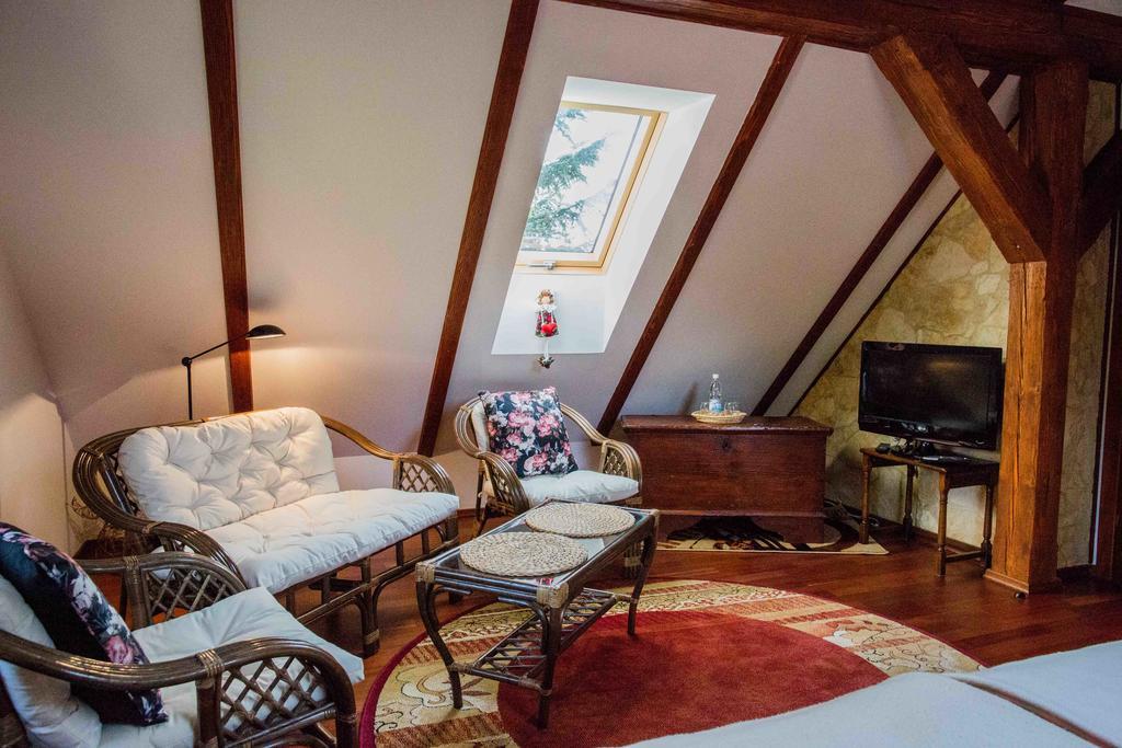 Willa Nad Popradem Bed & Breakfast Piwniczna-Zdroj Exterior foto