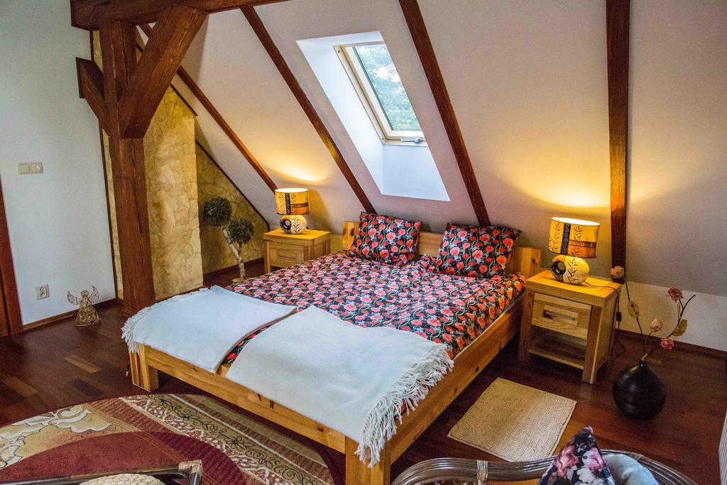 Willa Nad Popradem Bed & Breakfast Piwniczna-Zdroj Exterior foto