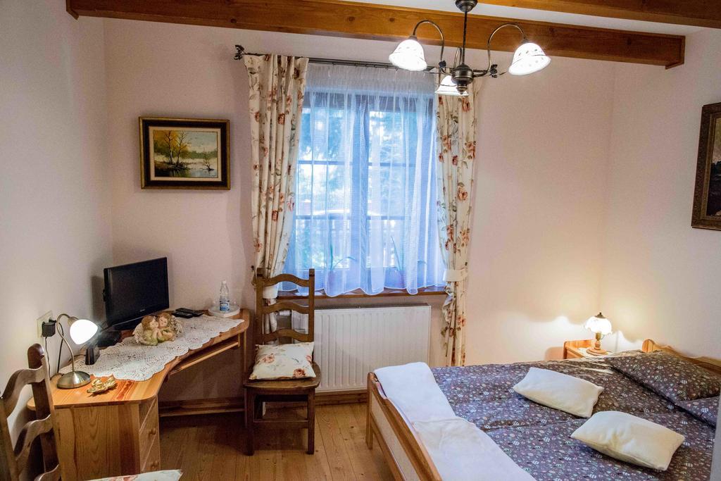 Willa Nad Popradem Bed & Breakfast Piwniczna-Zdroj Exterior foto
